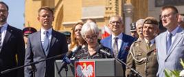Wojewódzkie Obchody Święta Wojska Polskiego 2025 w Łodzi. Przemawia Dorota Ryl, Wojewoda Łódzki
