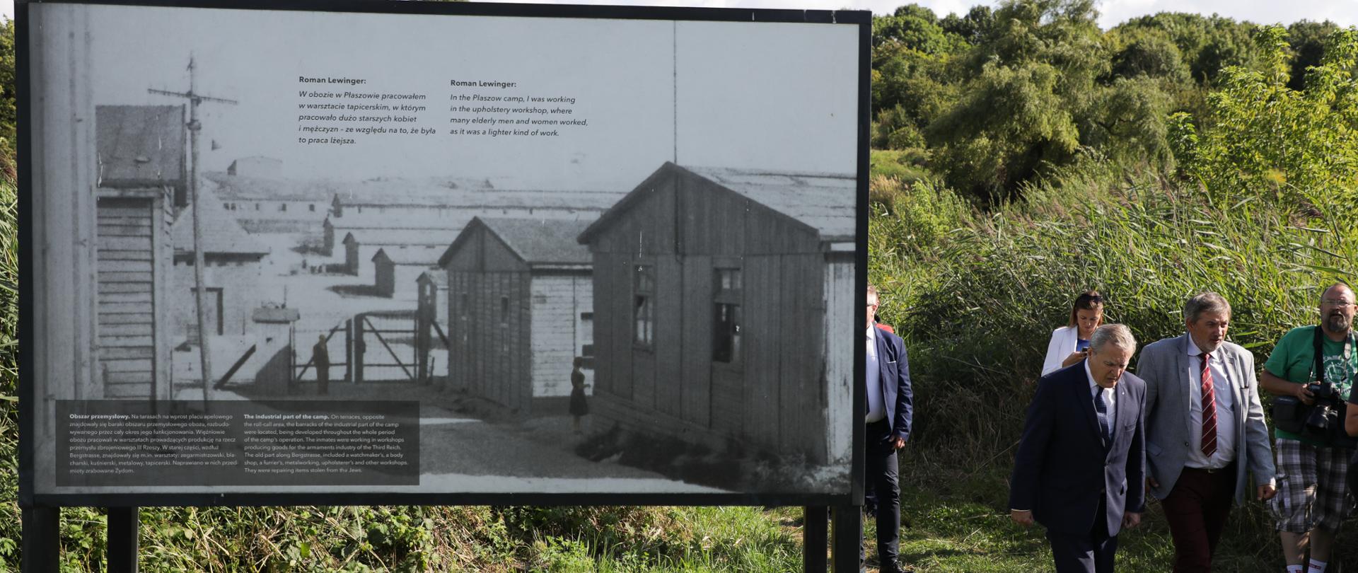 Wicepremier Piotr Gliński odwiedził Muzeum – Miejsce Pamięci KL Plaszow w Krakowie, fot. Danuta Matloch