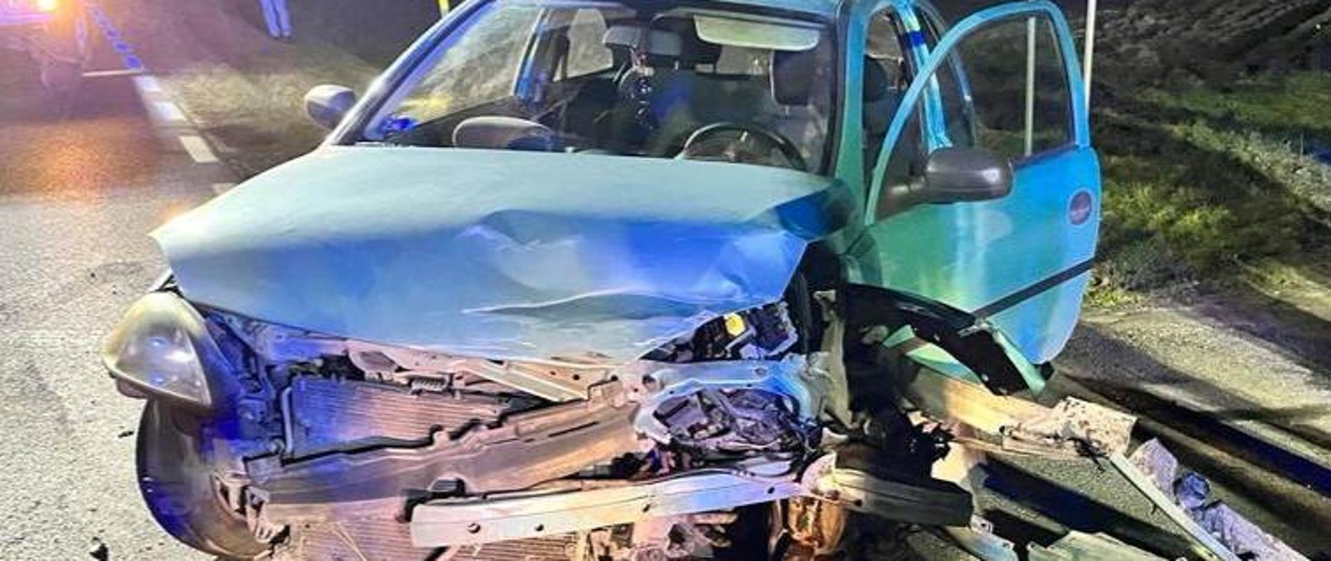 Zderzenie dwóch samochodów osobowych marki: OPEL CORSA oraz AUDI A3 na 74. kilometrze drogi wojewódzkiej nr 178 na wysokości miejscowości Ludomy.