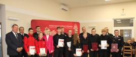 Wręczenie promes na dotację Młodzieżowych Drużyn Pożarniczych z terenu powiatu obornickiego.