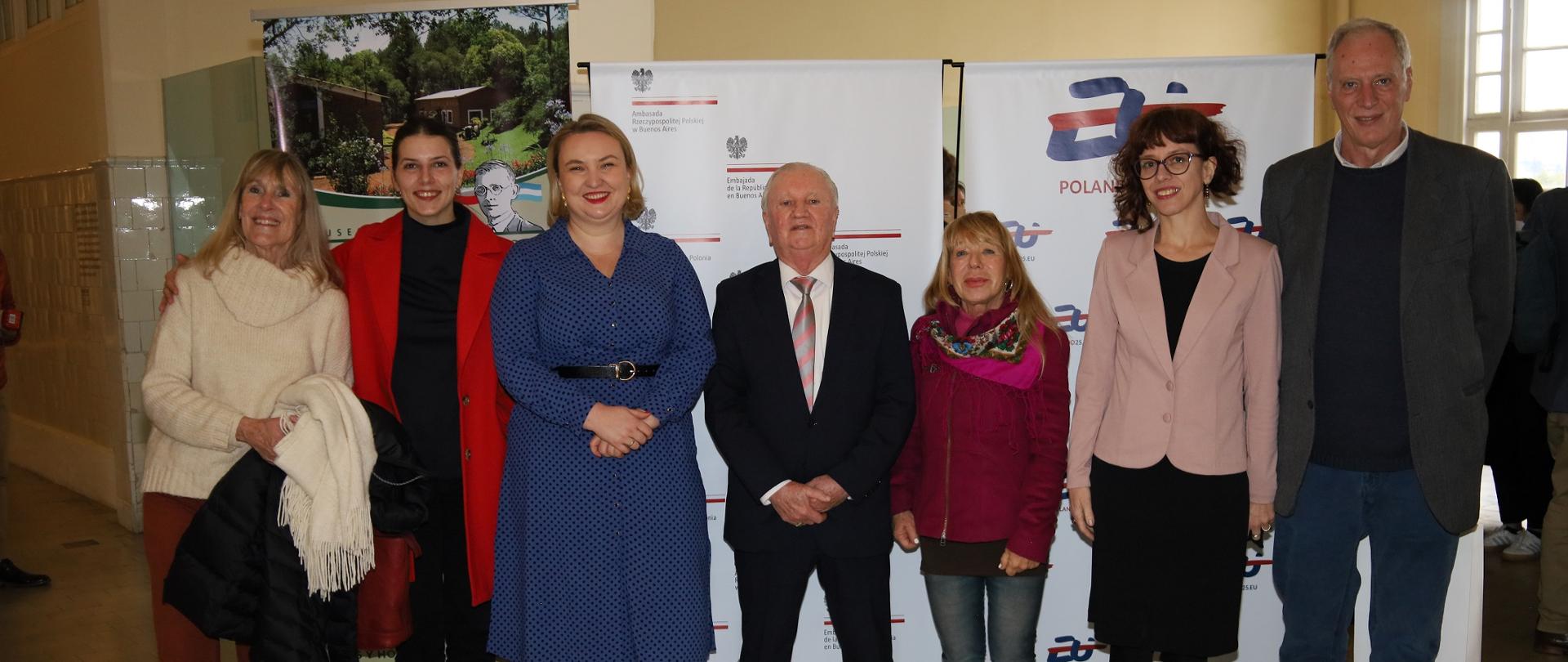 El equipo de la pelicula documental Colorada