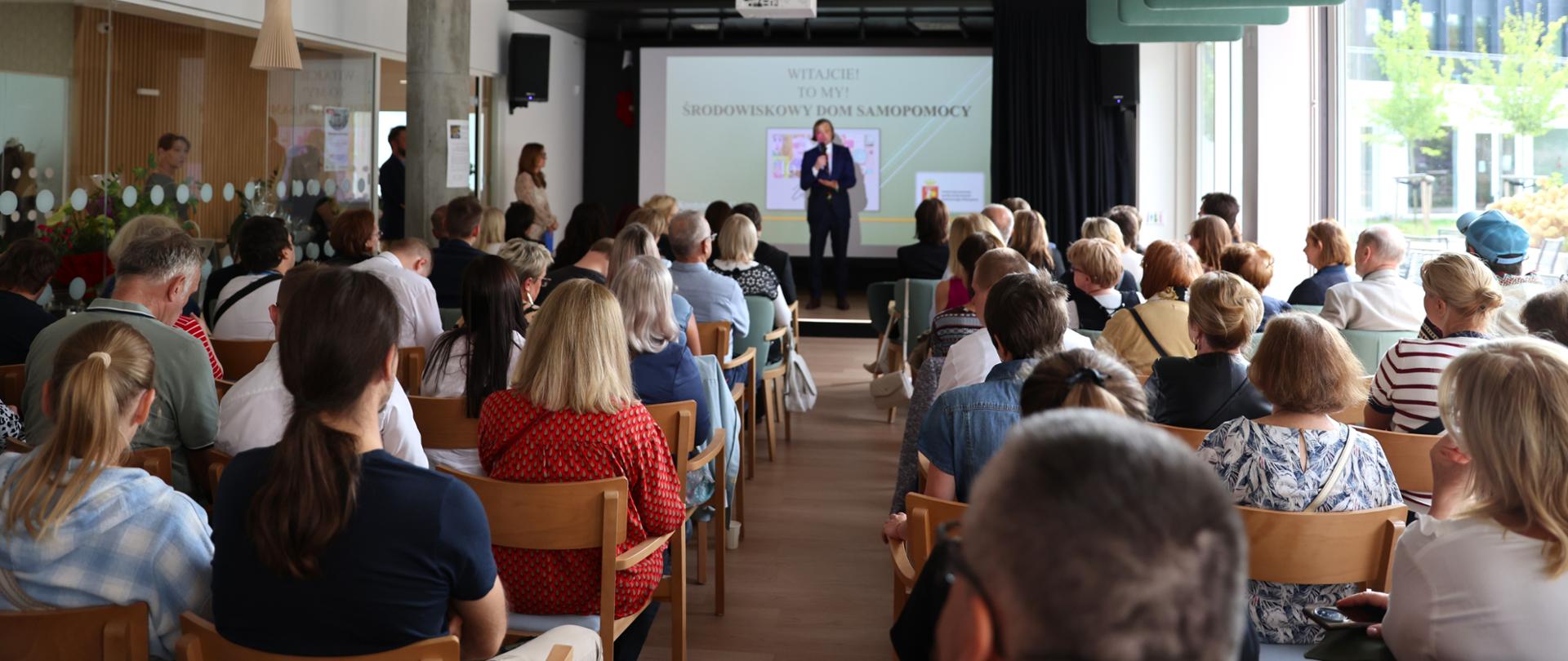 Otwarcie Środowiskowego Domu Samopomocy na warszawskiej Ochocie