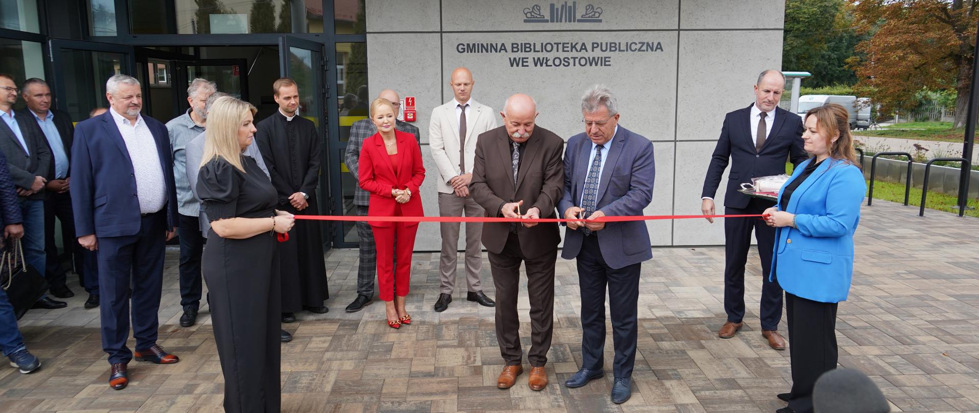 Otwarcie Gminnej Biblioteki Publicznej we Włostowie