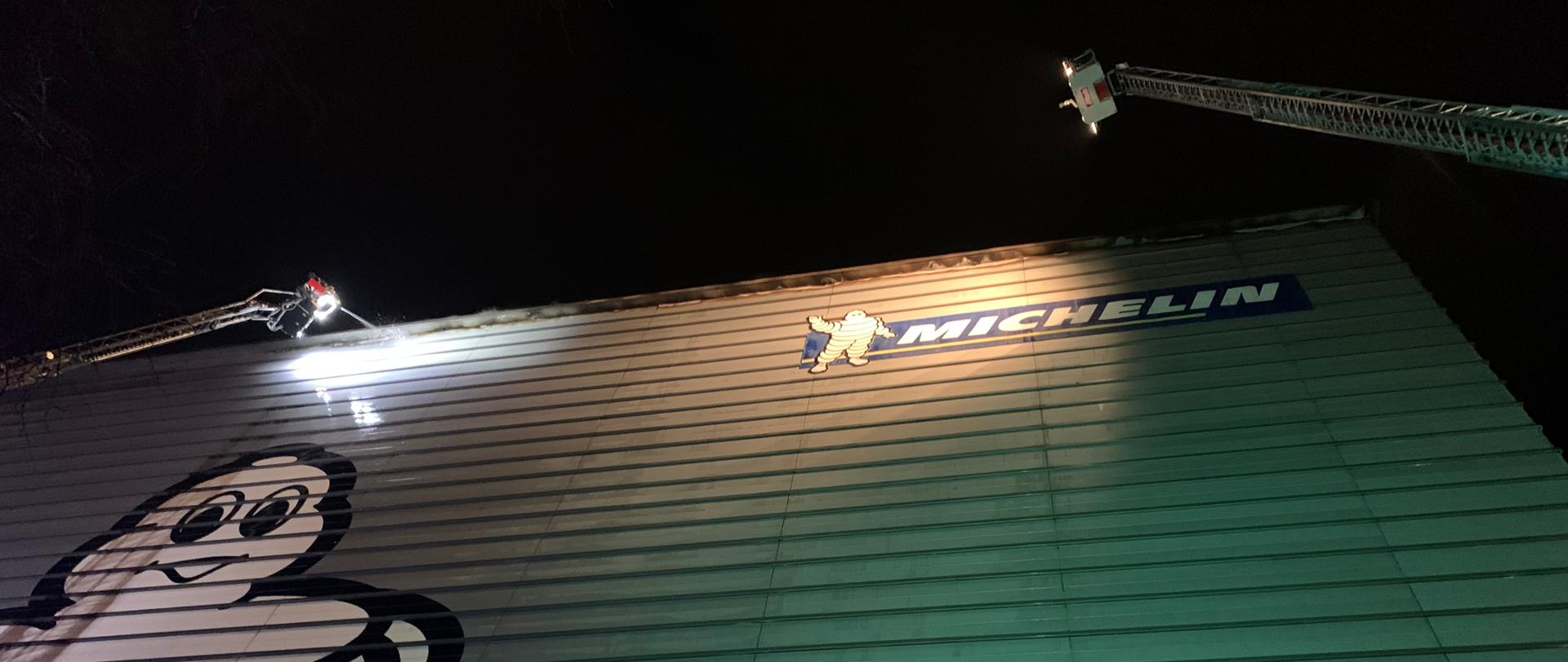Pożar dachu w budynku firmy Michelin