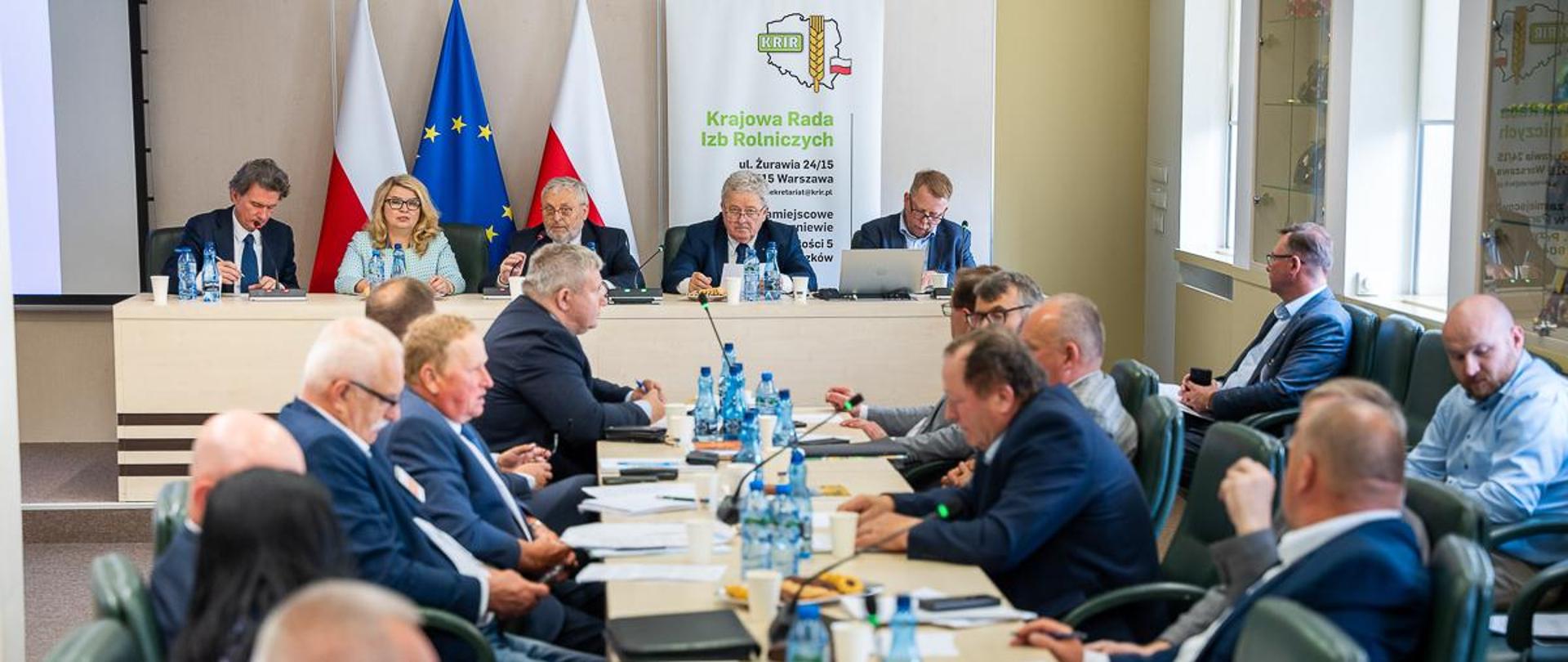 IV posiedzenie KRIR z udziałem ministra Czesława Siekierskiego (fot. MRiRW)