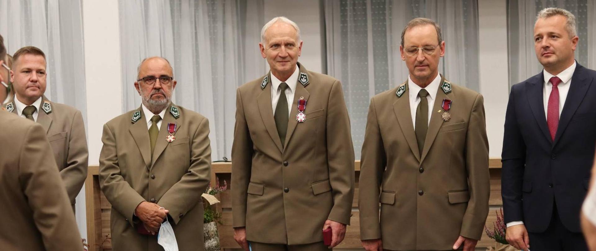 wojewoda Mikołaj Bogdanowicz, leśnicy