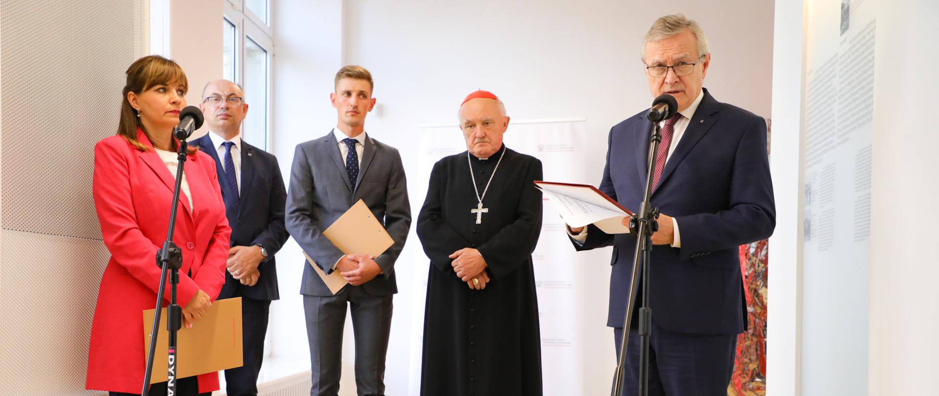 „Nie ma większej miłości” – wystawa upamiętniająca bohaterską postawę rodziny Ulmów w Galerii „Okno na Kulturę”, fot. Danuta Matloch