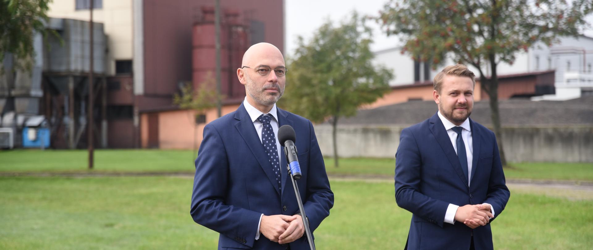 Minister klimatu Michał Kurtyka oraz wiceminister Jacek Ozdoba
