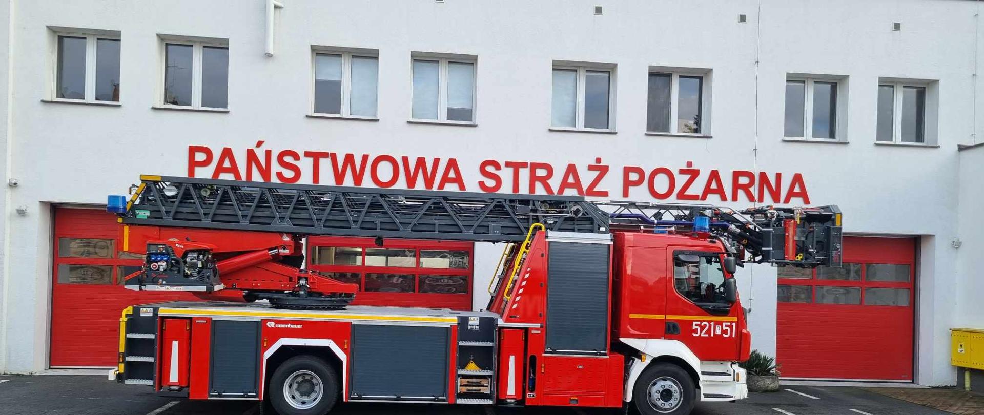 Nowy samochód specjalny z drabiną mechaniczną SD – 30 VOLVO FL.