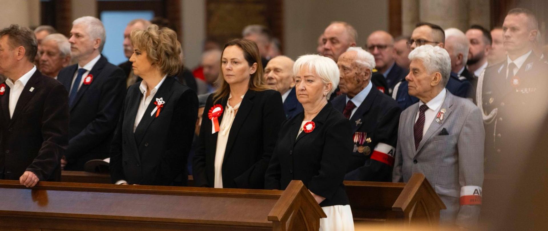 Łódź 3.05 - Obchody Święta Narodowego 3 Maja - wojewoda łódzki Dorota Ryl, marszałek województwa łódzkiego Joanna Skrzydlewska, prezydent Łodzi Hanna Zdanowska