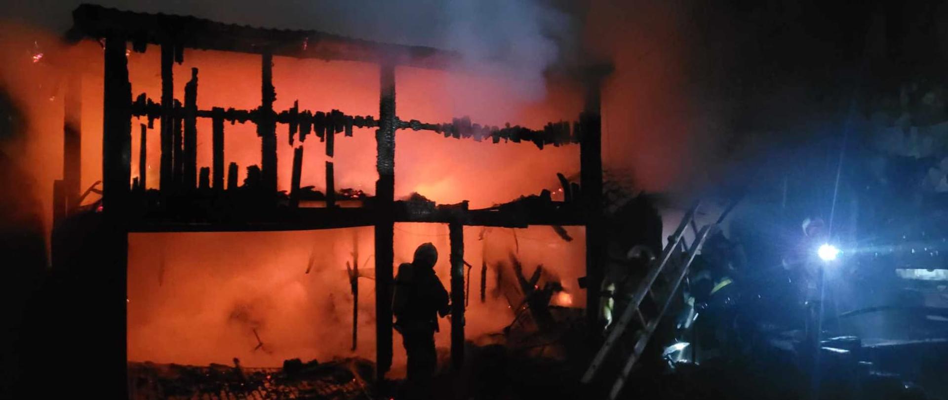 Pożar zabudowań gospodarczych 