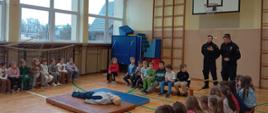 Pokaz z zakresu pierwszej pomocy w Szkole Podstawowej w Skarszewie [3.03.2025]