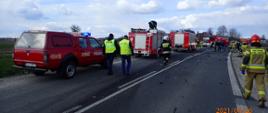 Droga nr 9 po zderzeniu samochodu osobowego z ciężarówką
