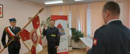 Uroczyste ślubowanie nowego strażaka