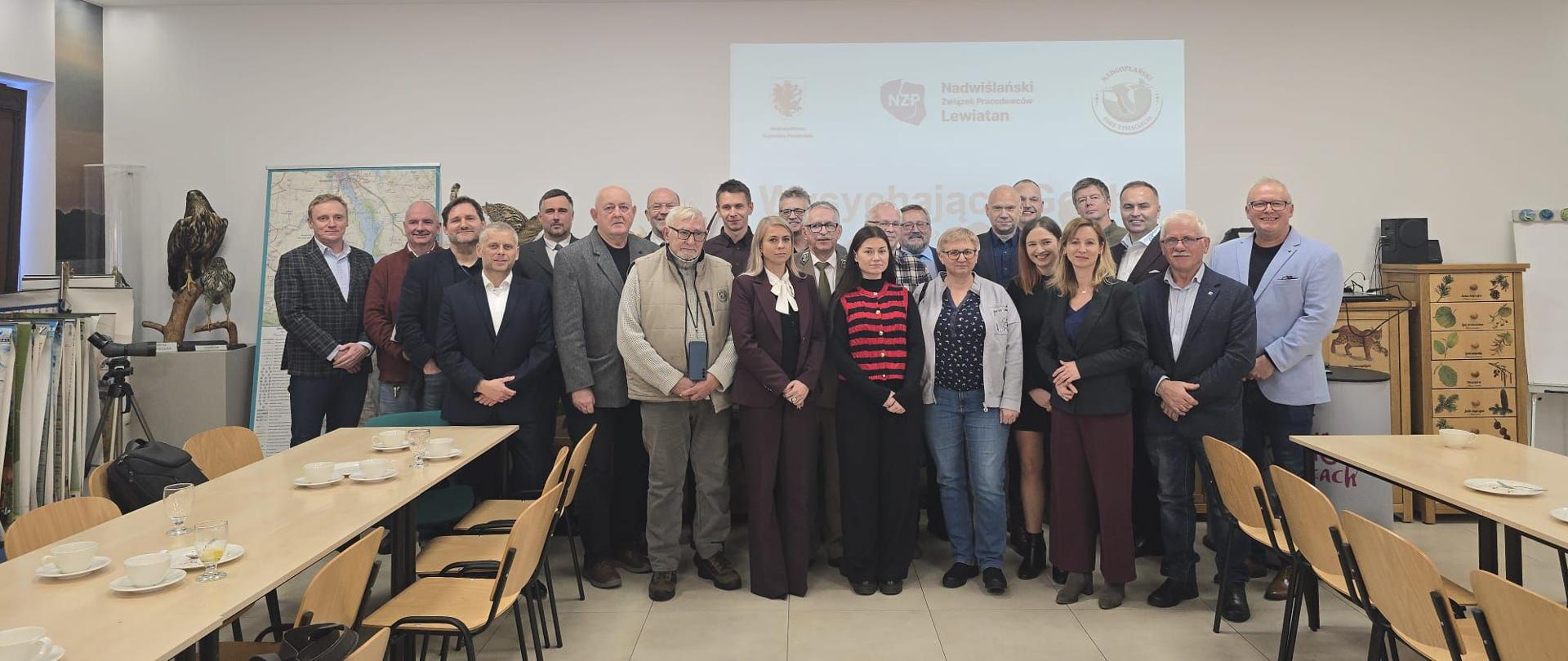 Konferencja pn. "Wysychające Gopło" - eksperci podczas spotkania 
