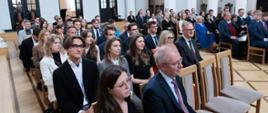 zdjęcia z przyznania stypendiów studentom medycyny