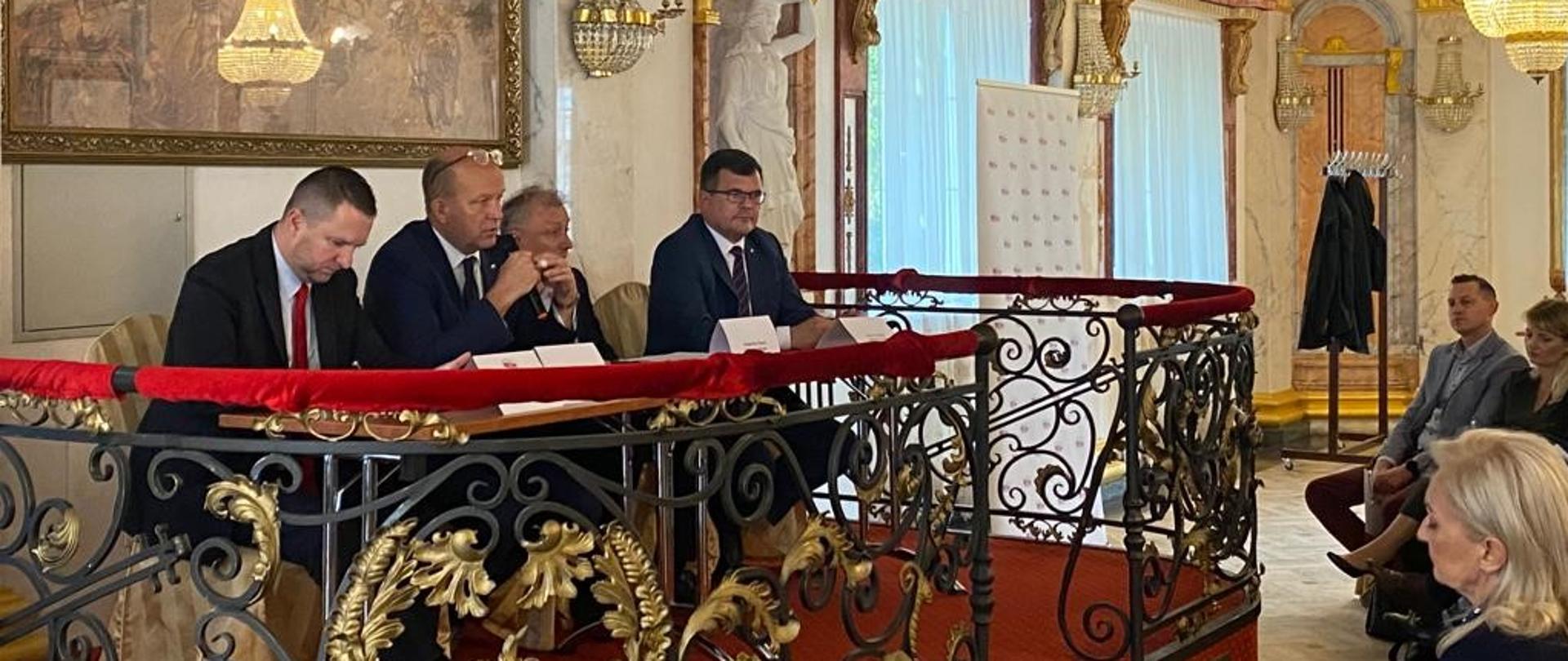 Konferencja z udziałem samorządowców z województwa mazowieckiego