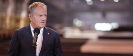 Premier Donald Tusk w Hucie Częstochowa