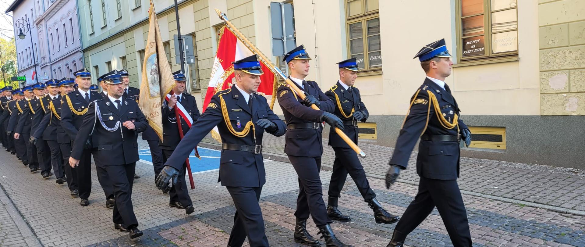 Uroczysta Msza Święta w intencji Strażaków oraz ich rodzin z okazji Dnia Strażaka