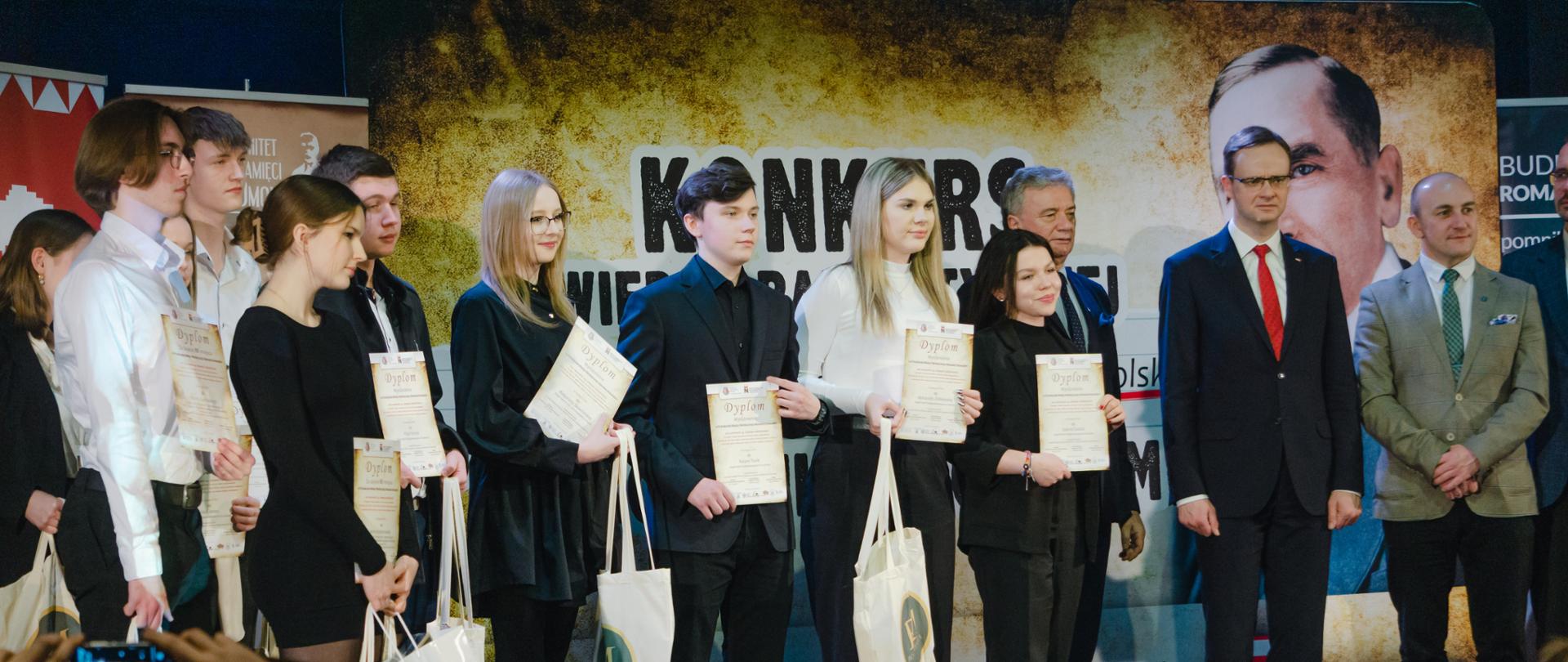 W Białymstoku rozstrzygnięto konkurs o Romanie Dmowskim