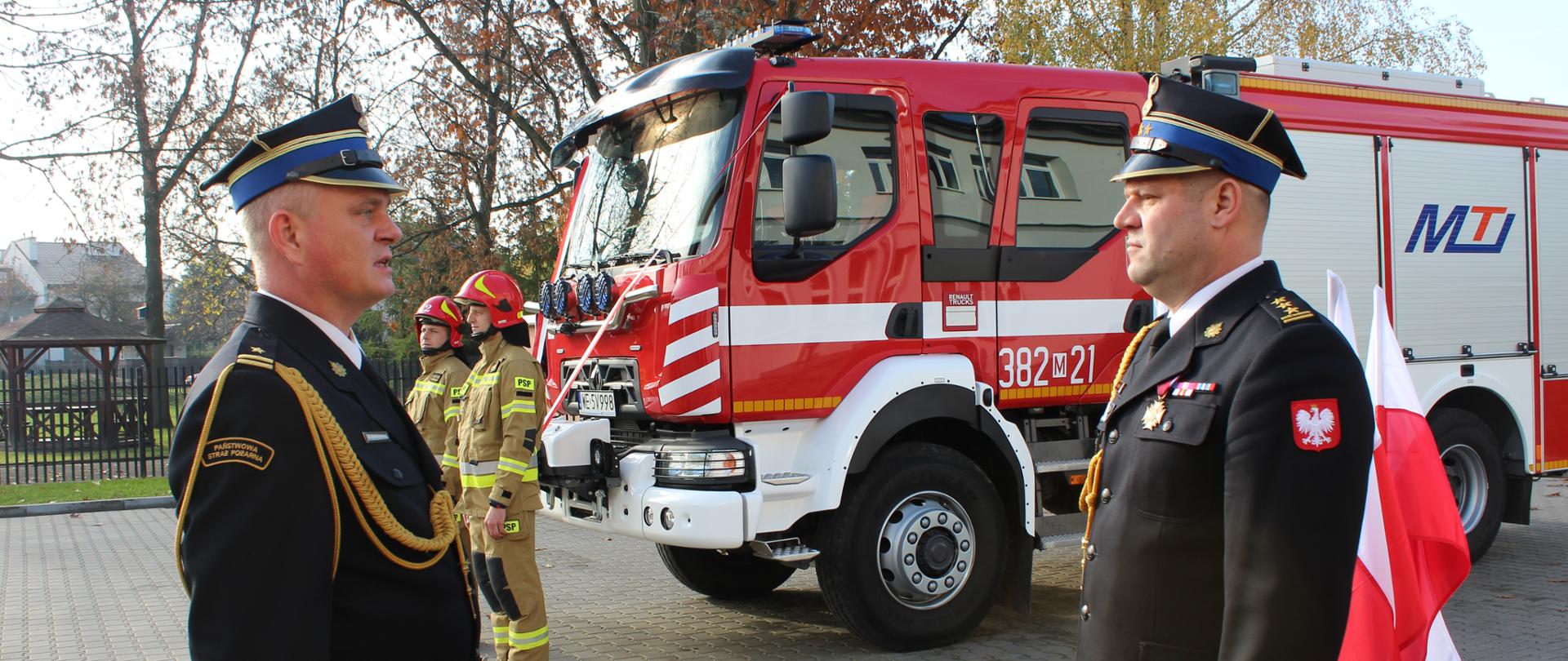 Uroczyste przekazanie pojazdów ratowniczo-gaśniczych w powiecie siedleckim