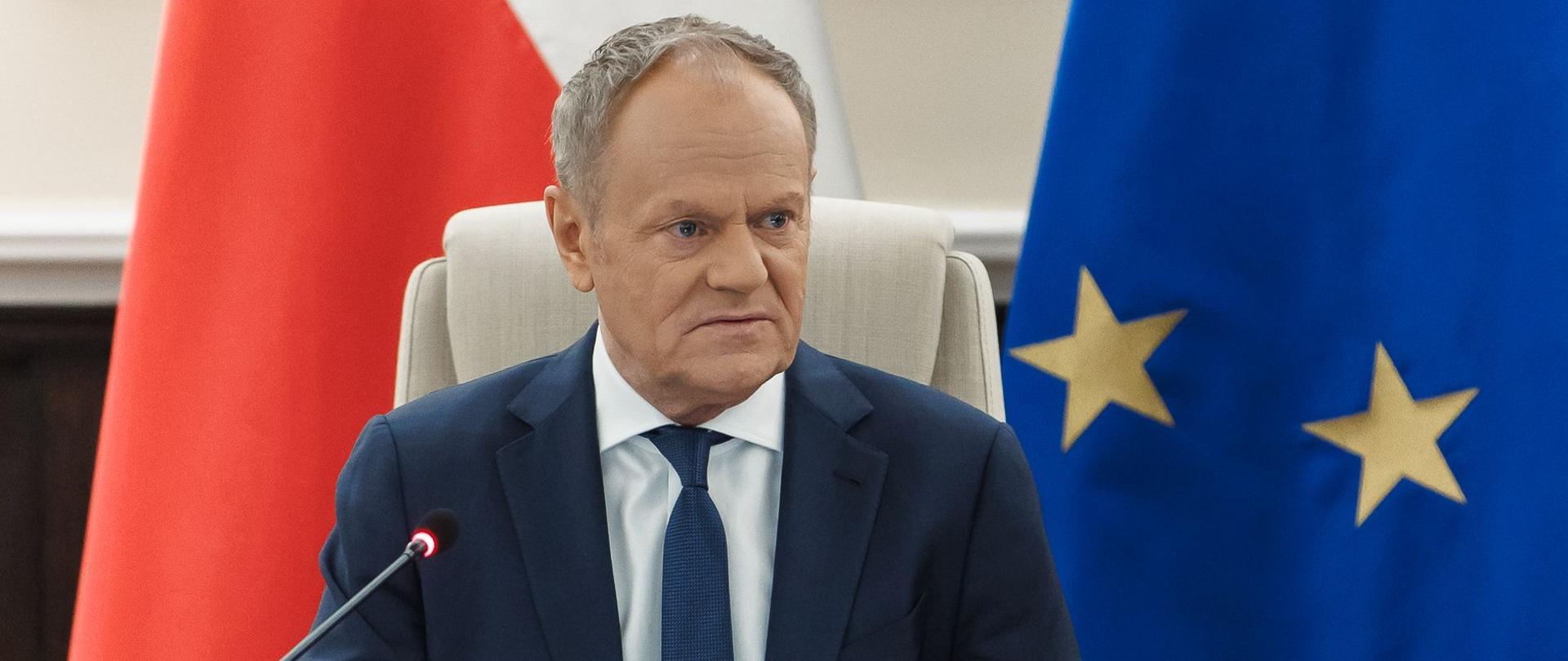 Premier Donald Tusk podczas posiedzenia Rady Ministrów