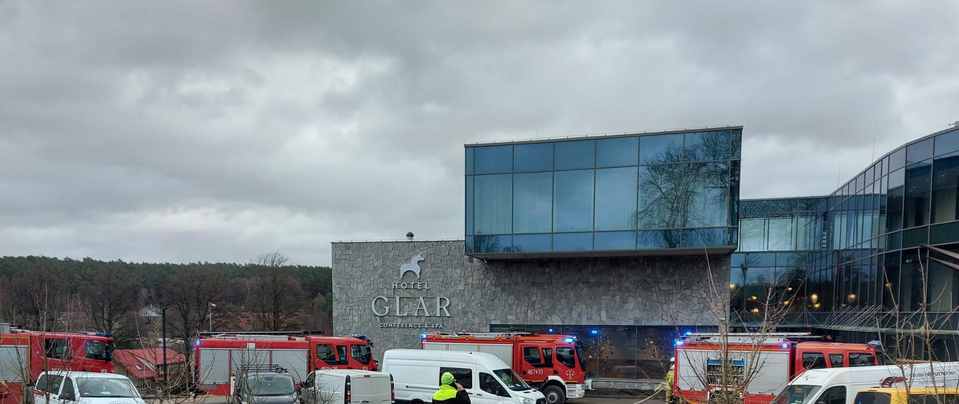 ćwiczeniach na nowo budowanym obiekcie ,jakim jest Centrum
Konferencyjno-Szkoleniowe GLAR w Wisełce