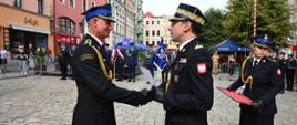 Uroczyste wręczenie sztandaru Komendzie Powiatowej Państwowej Straży Pożarnej w Świdnicy