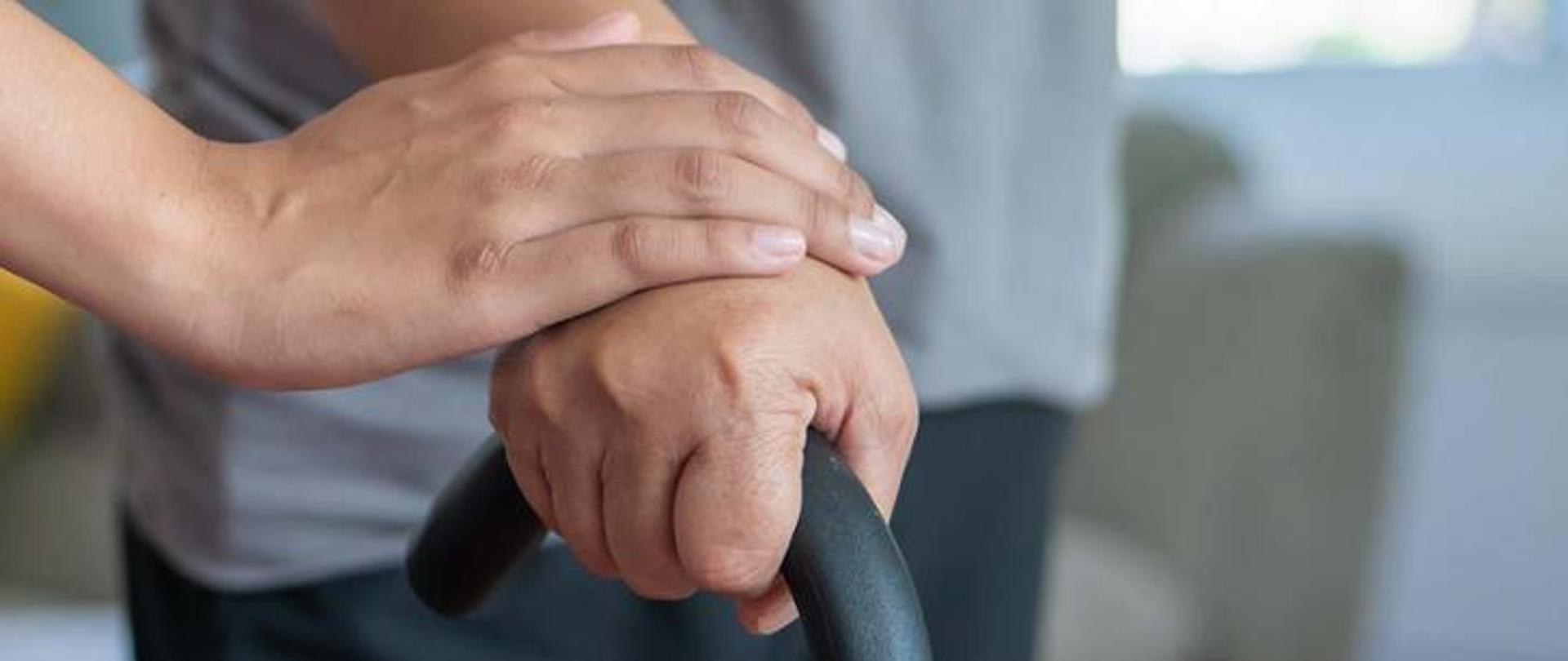 Asystent osobisty osoby niepełnosprawnej i Opieka wytchnieniowa - ruszył nabór wniosków do edycji 2022