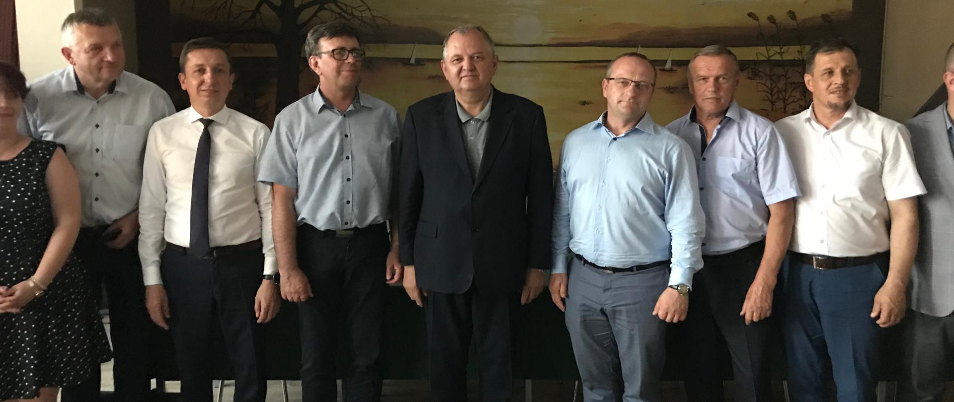 Ryszard Zarudzki z uczestnikami spotkania