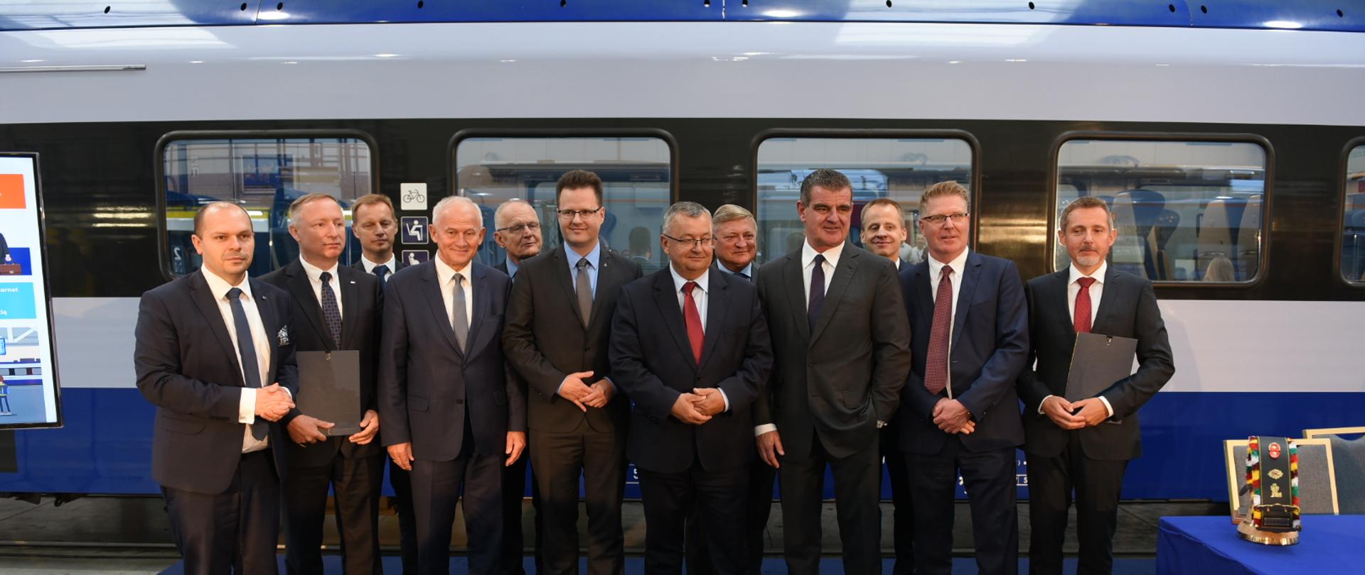 PKP Intercity inwestuje miliard złotych w nowoczesne pociągi