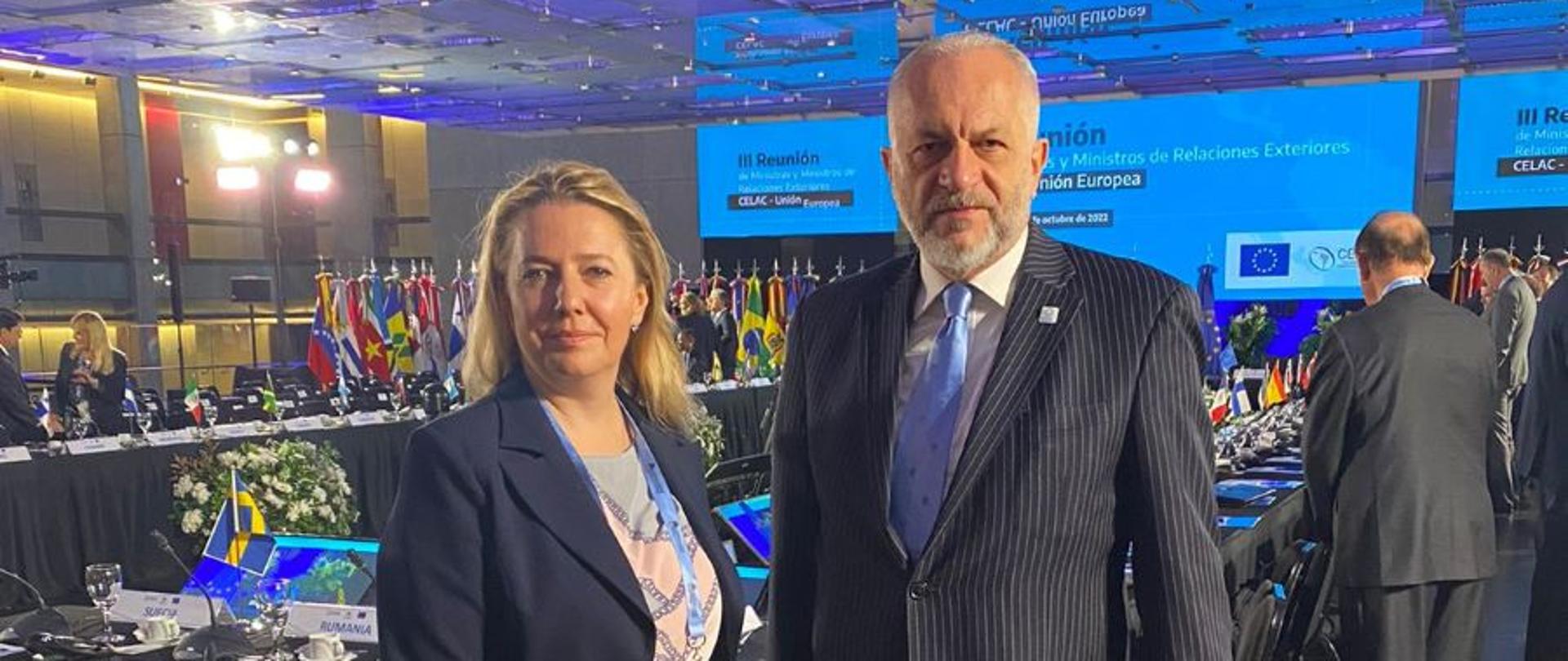 Los cancilleres de los Estados miembros de la Unión Europea y de la Comunidad de Estados Latinoamericanos y Caribeños (CELAC) se reunieron en Buenos Aires. El tema principal de las charlas es “Renovación de la asociación entre las dos regiones para fortalecer la paz y mejorar el desarrollo sostenible”