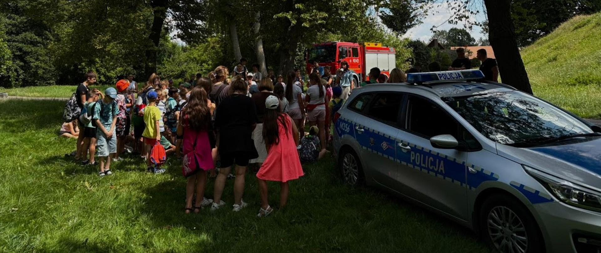 Pogadanka z uczestnikami półkolonii na tema bezpiecznego wypoczynku nad wodą