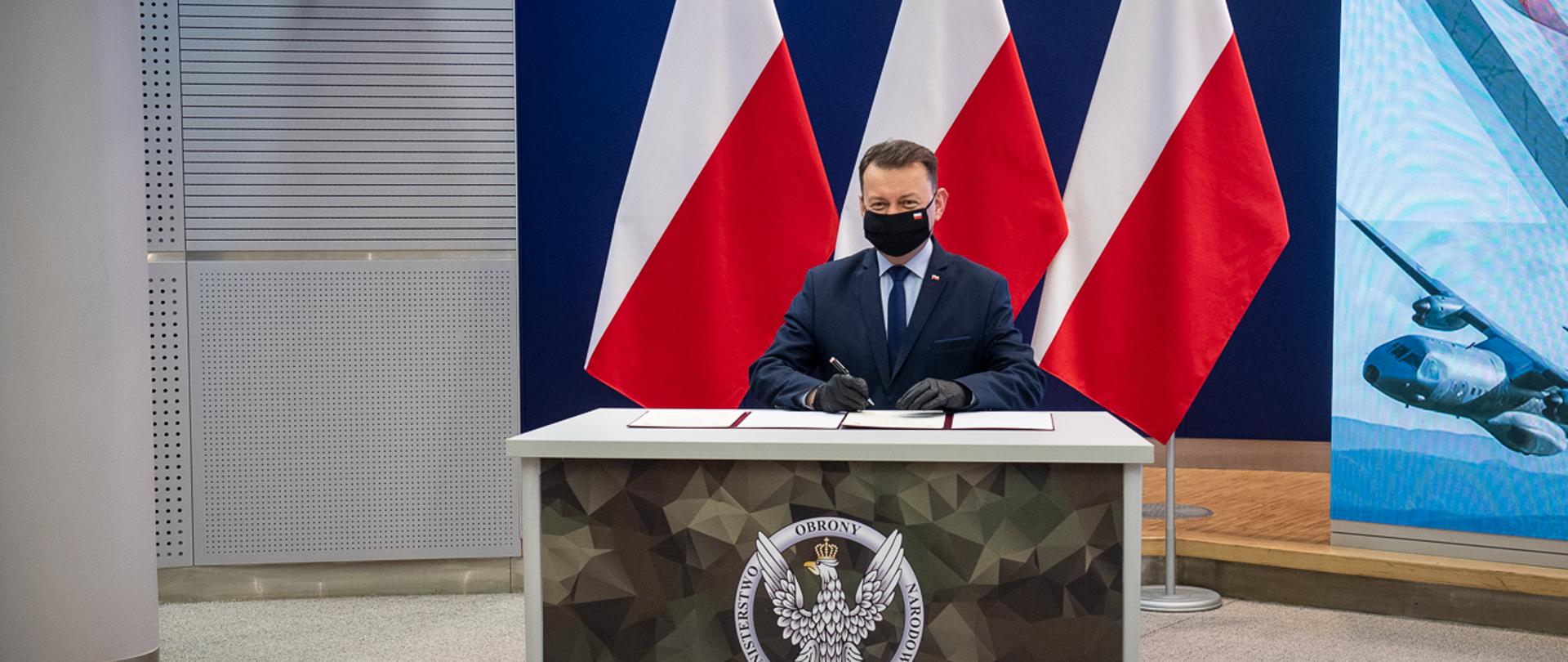 WK5_6920_Slider_1280