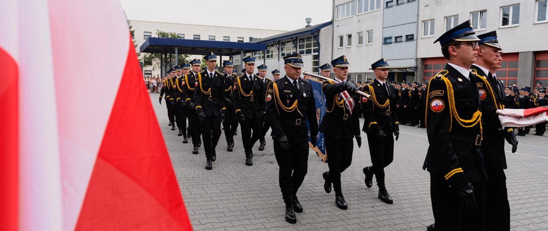 Przemarsz pododziałów