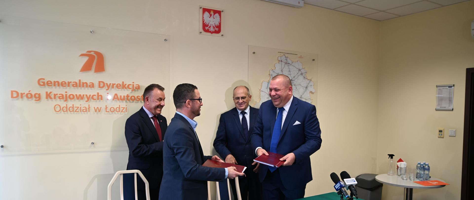 Wymiana dokumentów po ich podpisaniu 