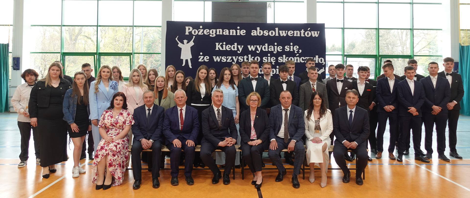 Uroczyste zakończeni klas maturalnych 24.04.2026