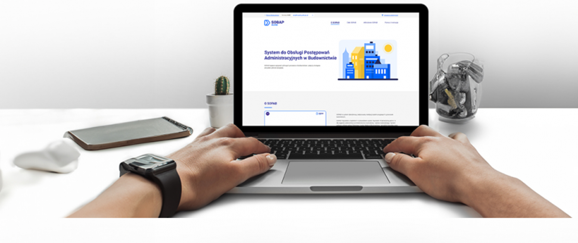 Laptop, na ekranie SOPAB.