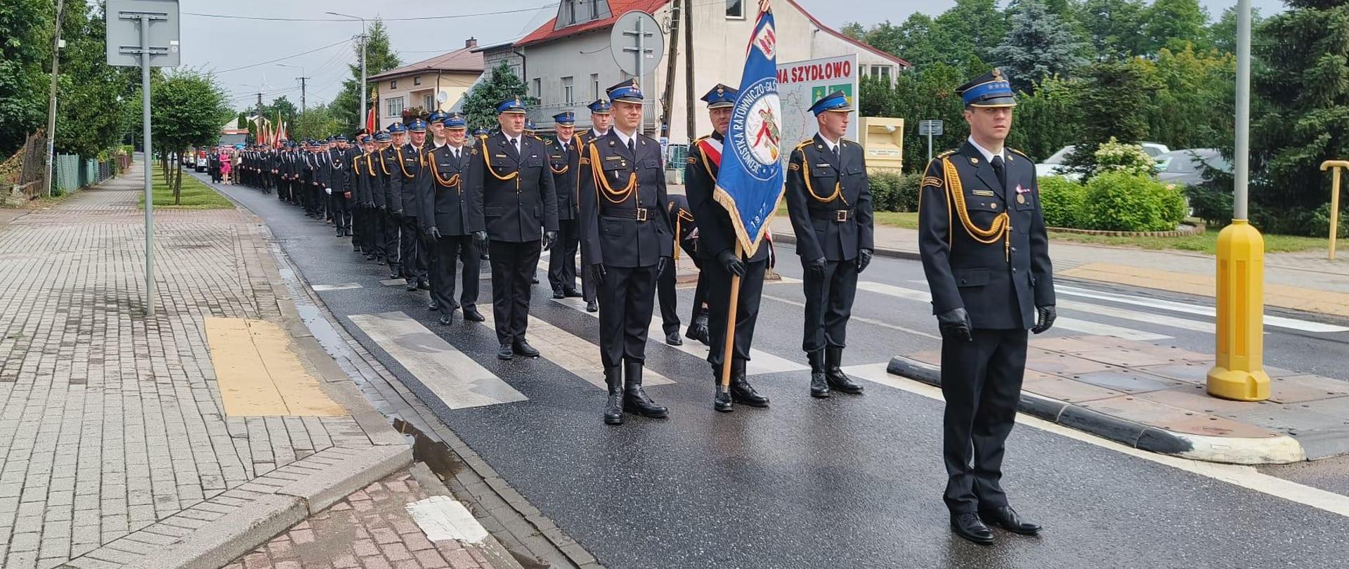 Powiatowe Obchody Dnia Strażaka oraz 100-lecie OSP w Szydłowie