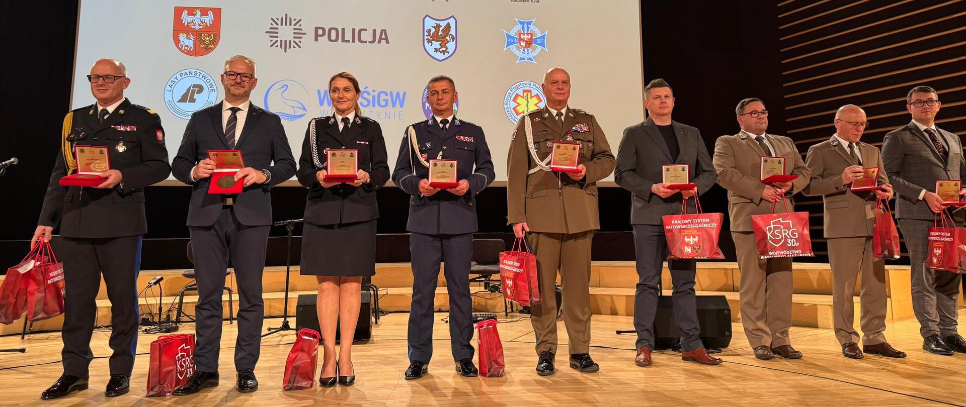 Wojewoda Radosław Król na uroczystości 30-lecia Krajowego Systemu Ratowniczo-Gaśniczego