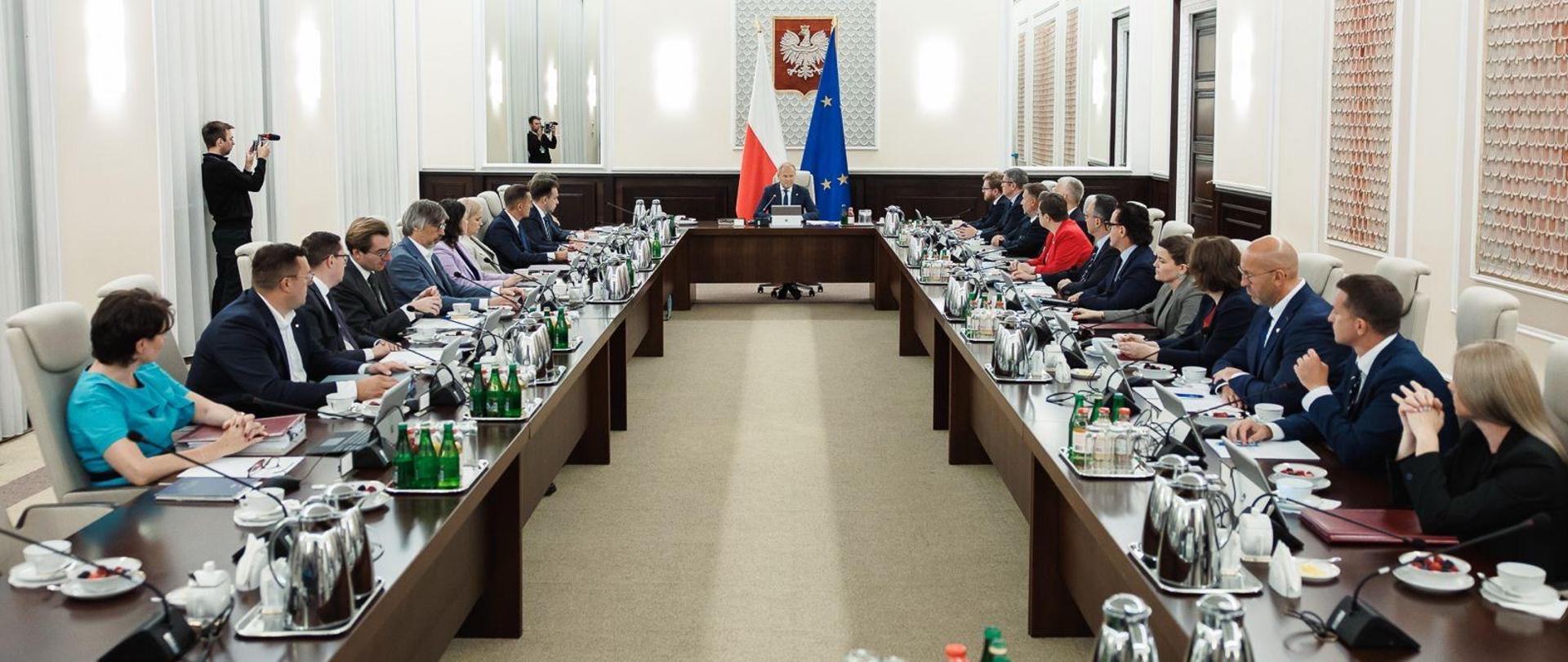 Zdjęcie przedstawia posiedzenie Rady Ministrów
