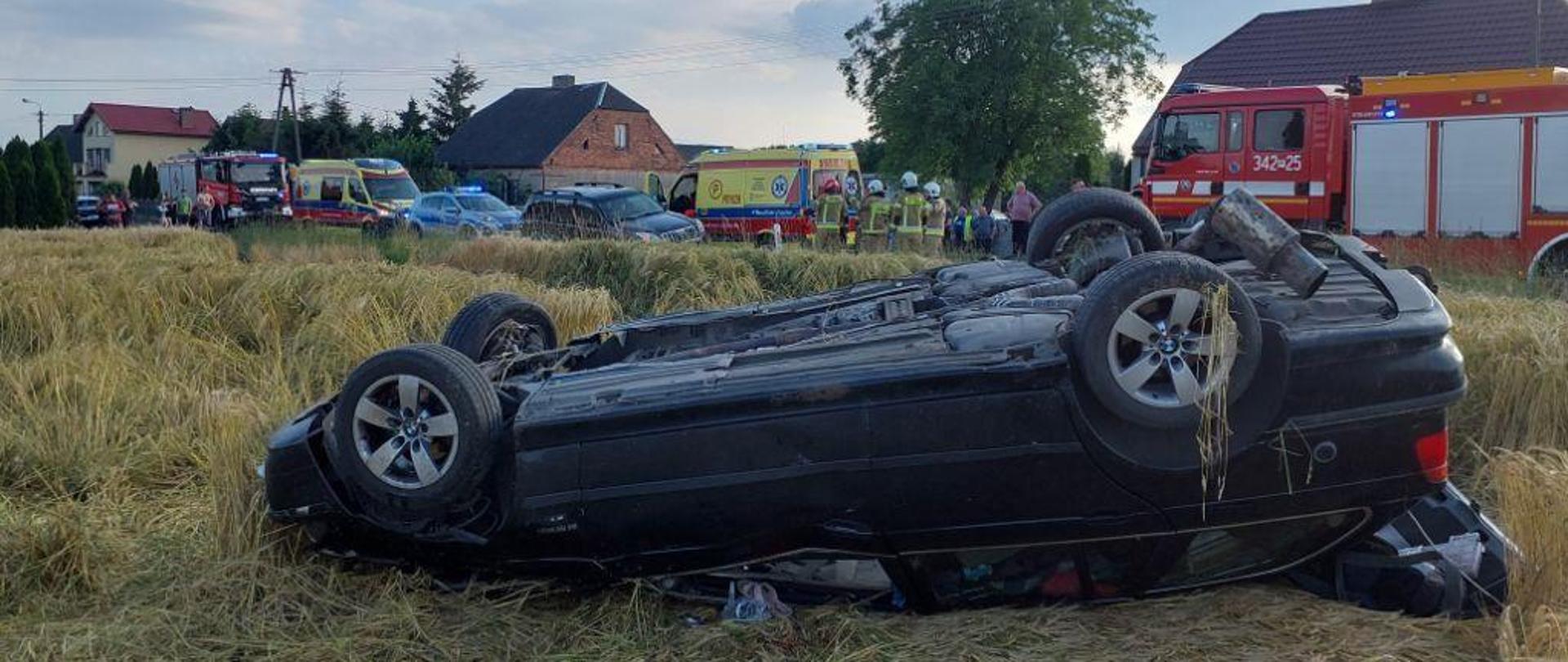 Poniedziałkowa seria zdarzeń na drogach