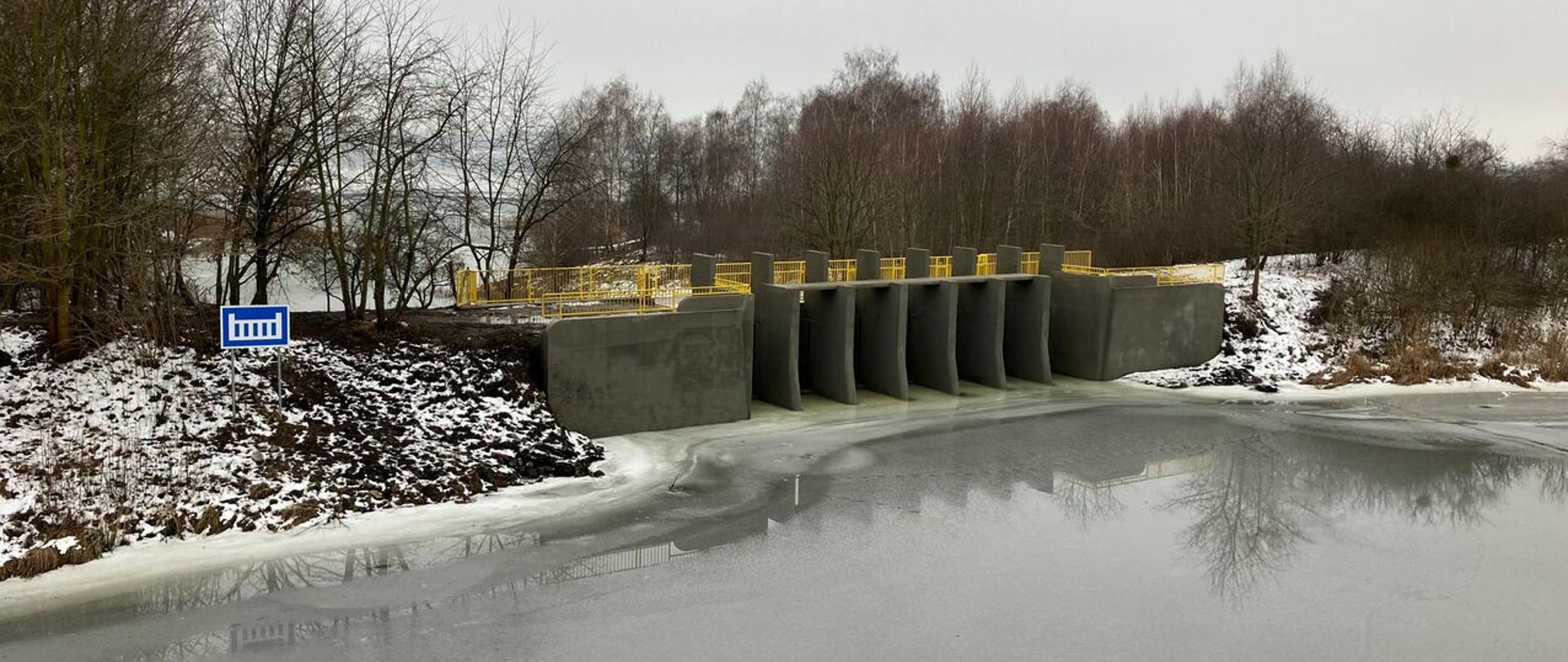Jaz V na Kanale Gliwickim po ukończeniu prac remontowych