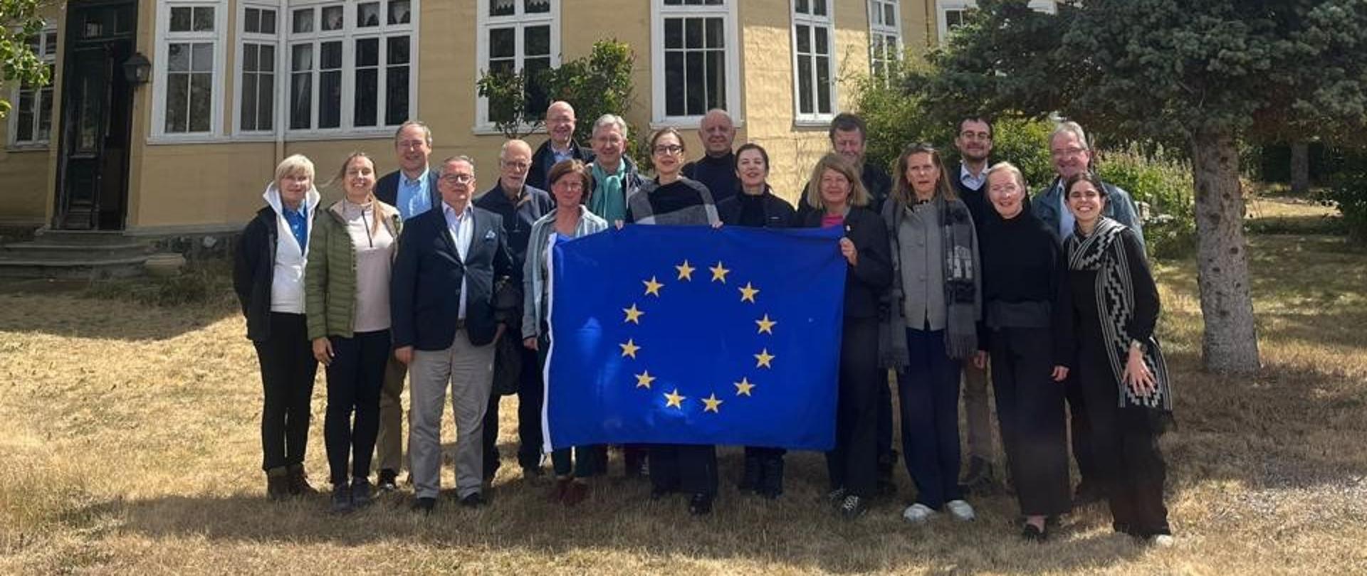 Visita de embajadores de la UE a la región de Magallanes y a la Antártica Chilena.