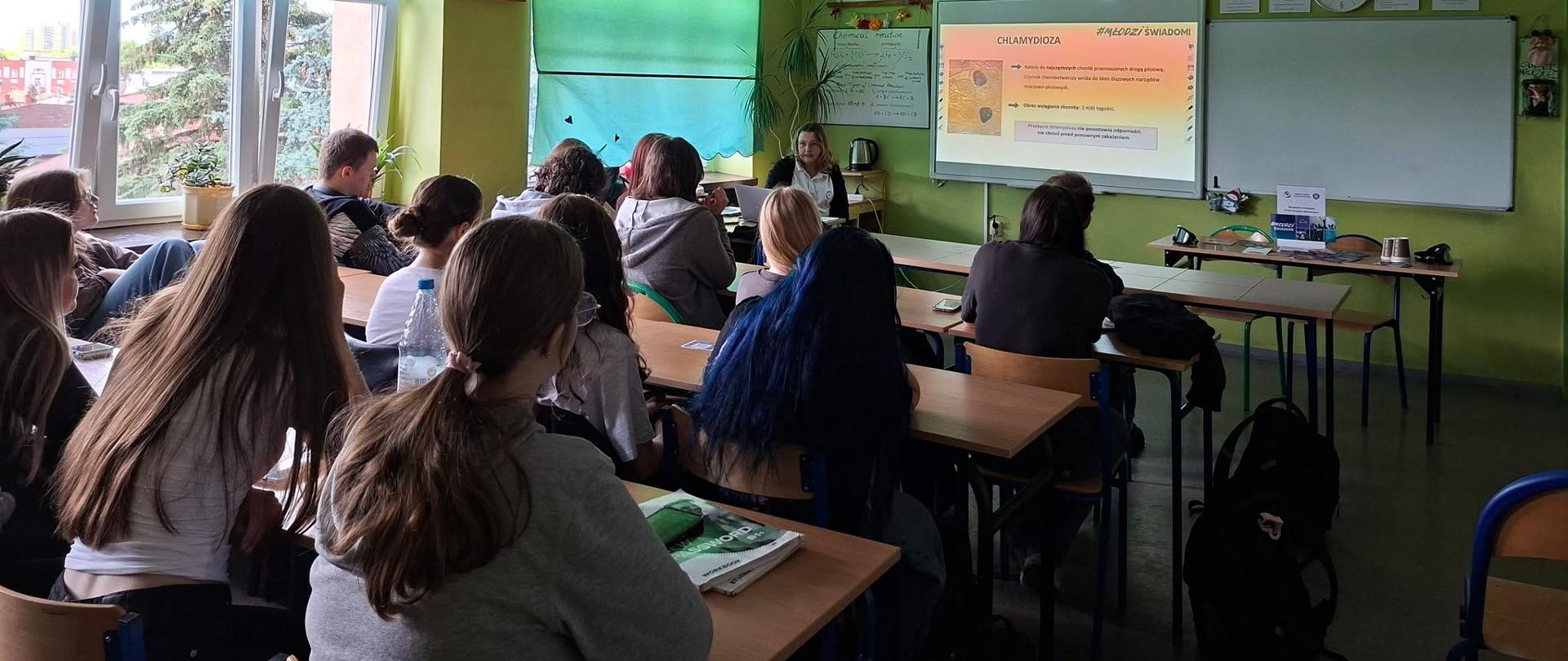 Zajęcia profilaktyczne w Liceum Ogólnokształcącym im. Powstańców Śląskich w Radzionkowie