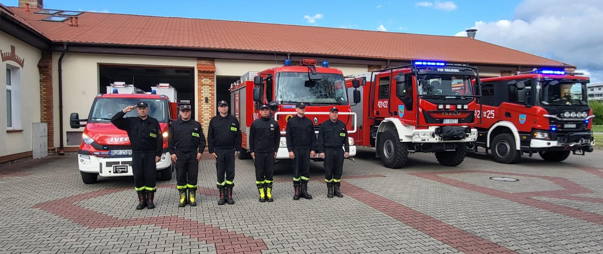 Hołd zmarłemu koledze - st. sekc. Kamilowi Soroczyńskiemu z Siemiatycz