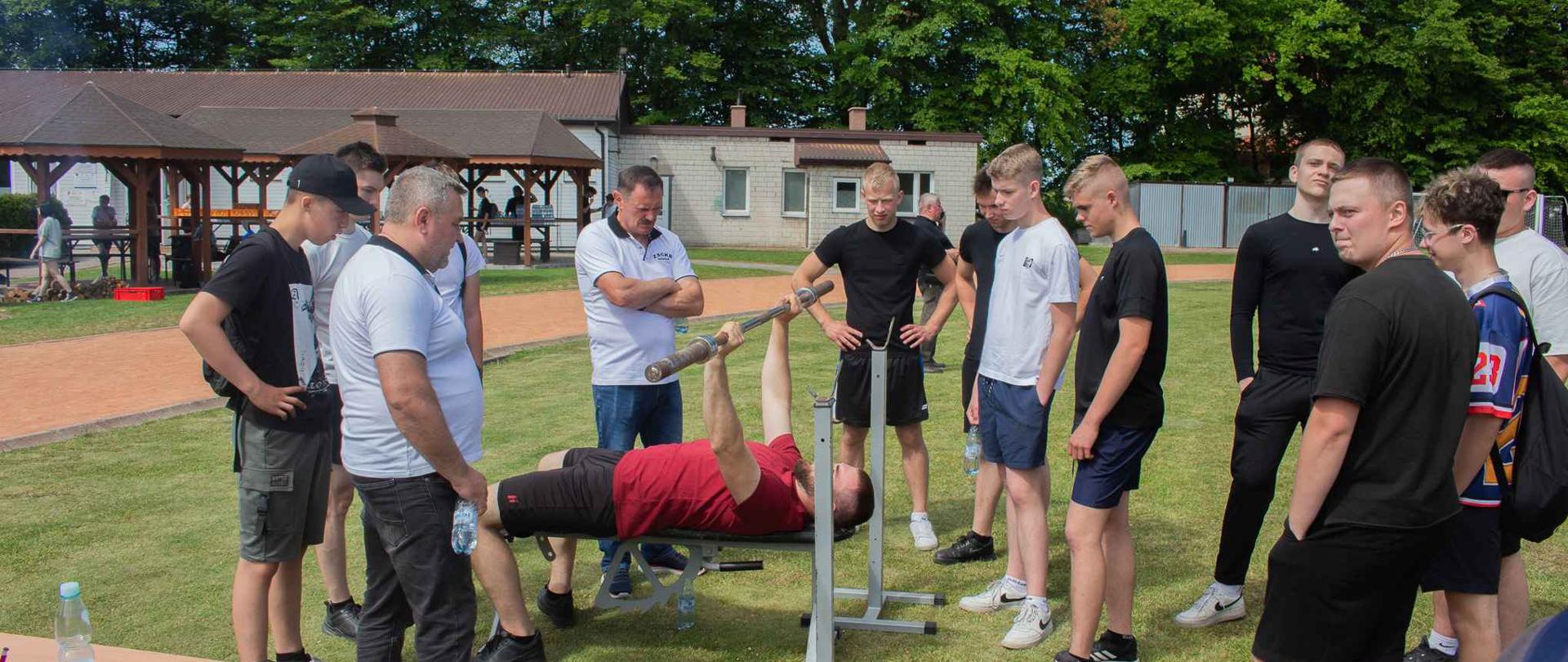 Dzień Sportu i Dzień Dziecka w ZSCKR w Lututowie