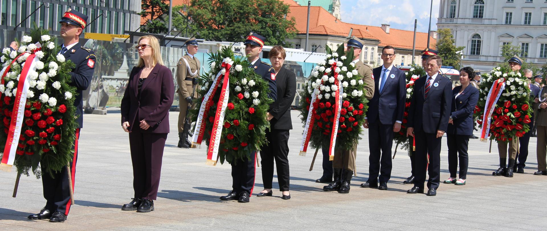 Delegacje_składające_wieńce