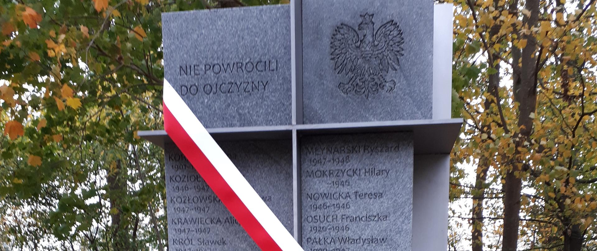 Uroczyste odsłonięcie zrewitalizowanej kwatery mieszkańców Maczkowa (Haren) zmarłych w latach 1945-1948