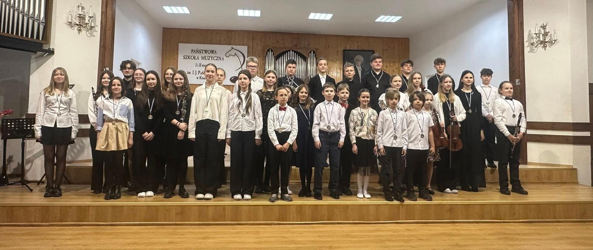 Moje granie na fortepianie - w duecie - panorama